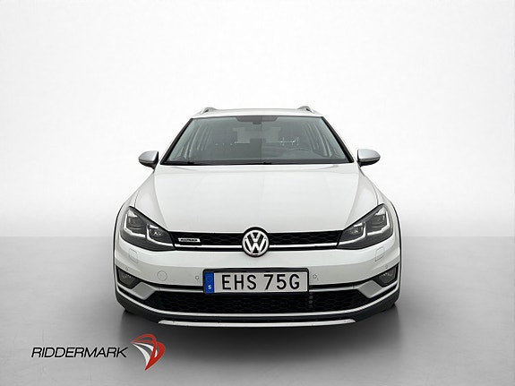 Volkswagen Golf Alltrack 2 of 30