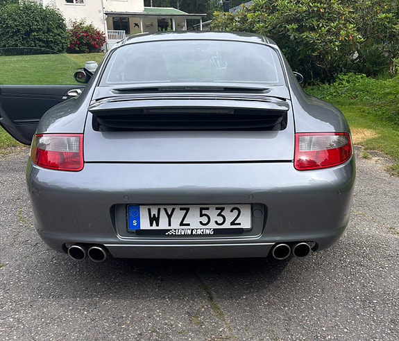 Porsche 911 Carrera 7 of 30