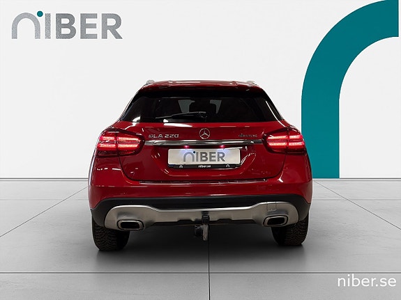 Mercedes-Benz GLA220 6 of 21