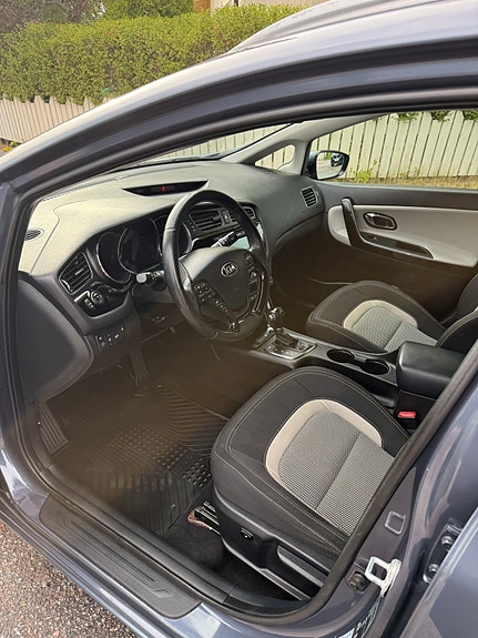 Kia Ceed 5 of 10