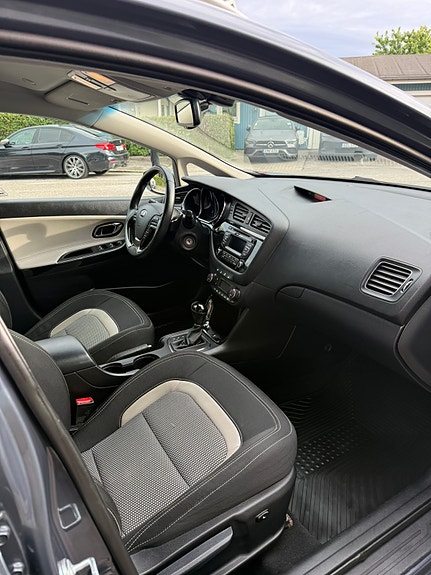 Kia Ceed 6 of 10