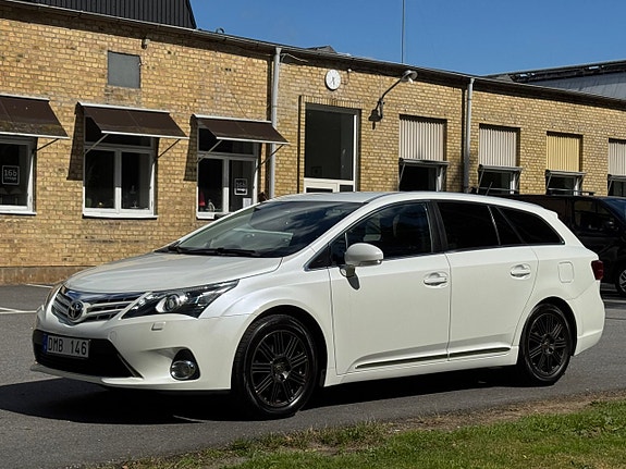 Toyota Avensis 14 of 21
