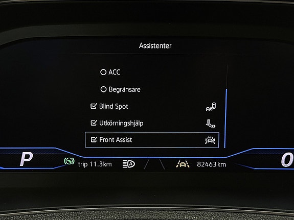 Volkswagen T-Roc 14 of 30