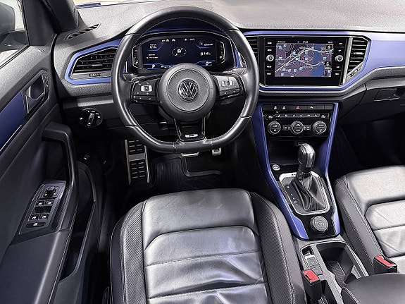 Volkswagen T-Roc 30 of 30