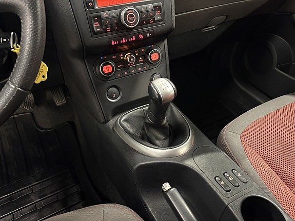 Nissan Qashqai 8 of 8
