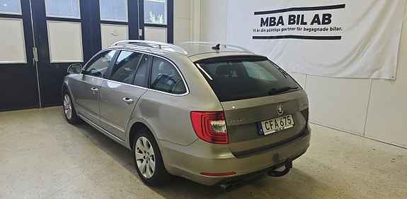 Skoda Superb 10 of 22