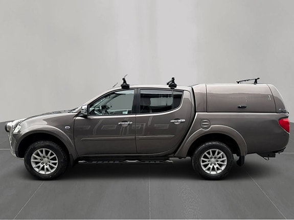 Mitsubishi L200 2 of 5