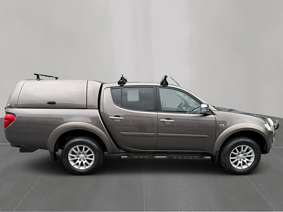 Mitsubishi L200 4 of 5