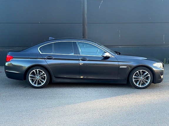 BMW 520d 6 of 17