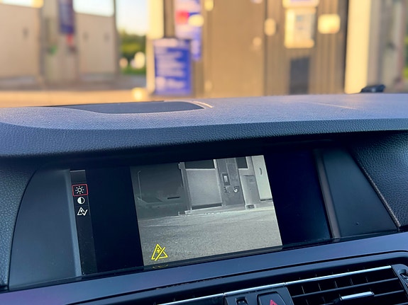 BMW 520d 14 of 17