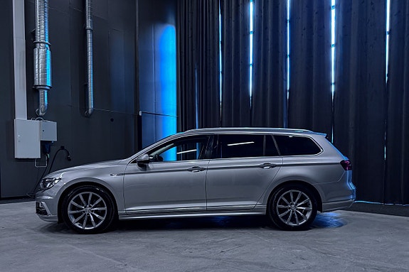 Volkswagen Passat 3 of 5