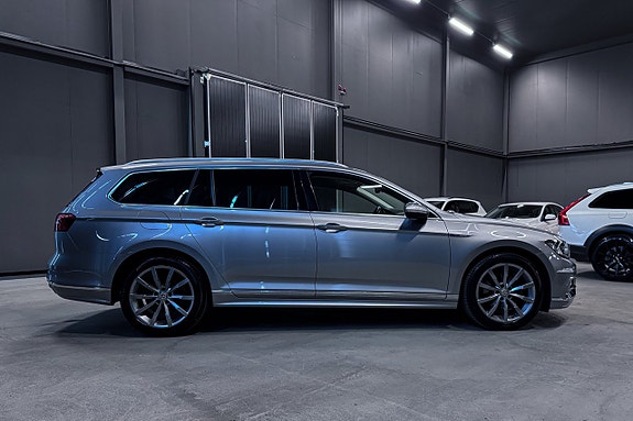 Volkswagen Passat 7 of 20
