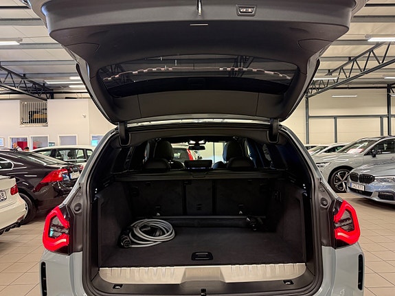 BMW X3 27 of 28