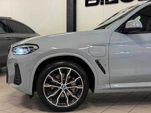BMW X3 4 of 28