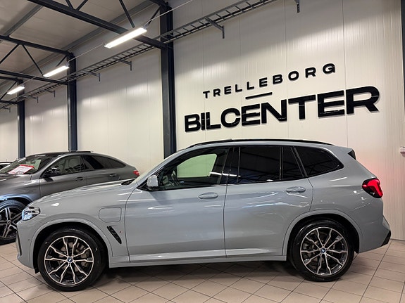 BMW X3 3 of 28