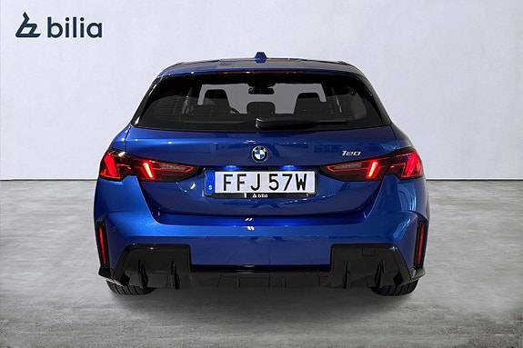 BMW 120 4 of 5