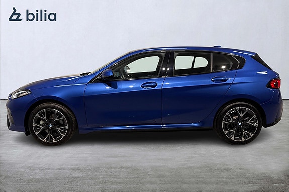 BMW 120 3 of 5