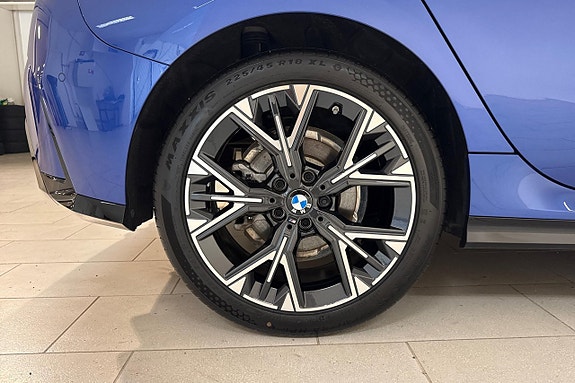 BMW 120 18 of 19