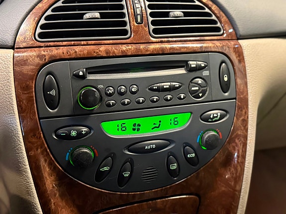 Citroen C5 17 of 19