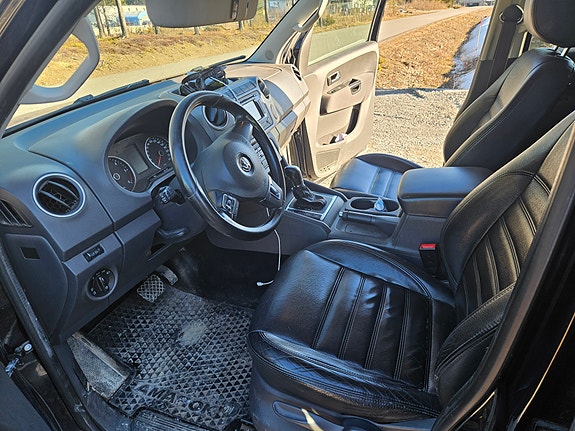 Volkswagen Amarok 5 of 5