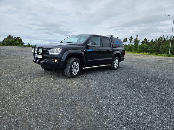 Volkswagen Amarok 2 of 5