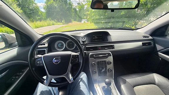 Volvo V70 5 of 5