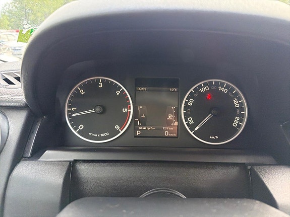 Land Rover Discovery 10 of 25
