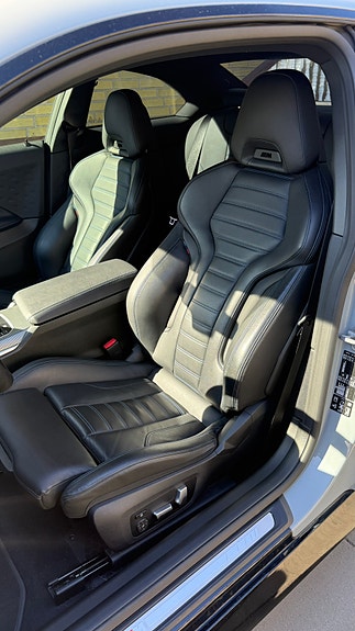 BMW M240i 9 of 9