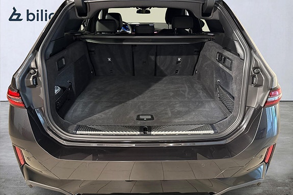 BMW 530e 11 of 19