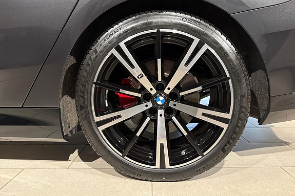 BMW 530e 16 of 19