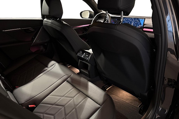BMW 530e 7 of 19