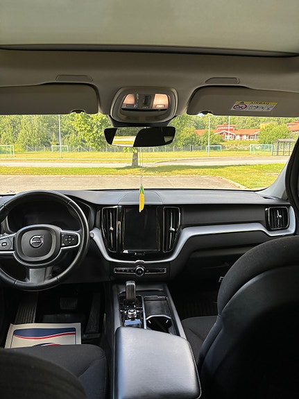 Volvo XC60 5 of 5