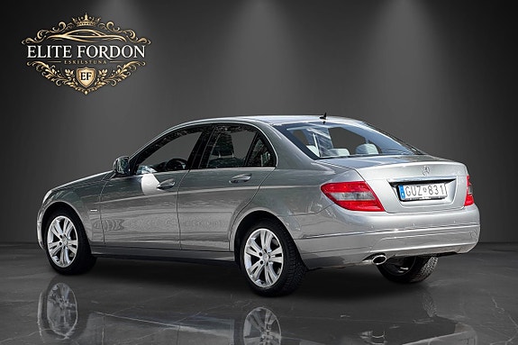 Mercedes-Benz C220 4 of 22