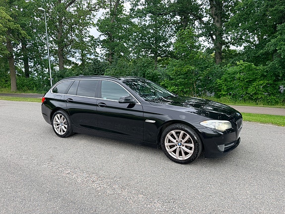 BMW 520d 2 of 11