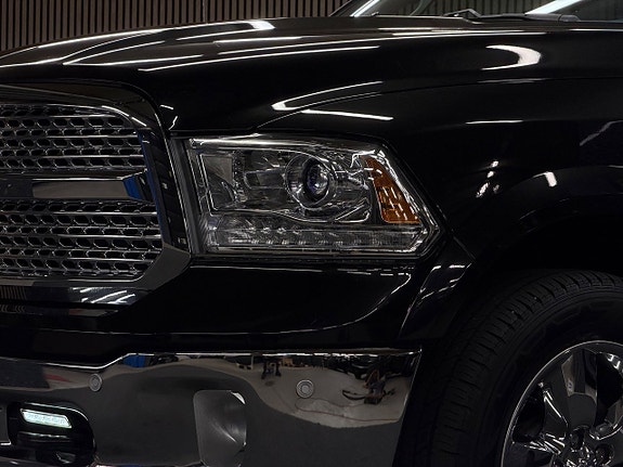 Dodge RAM 1500 4 of 5