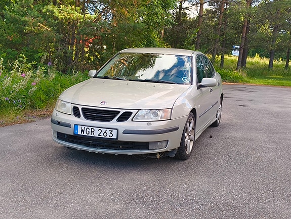 Saab 9-3 2 of 7