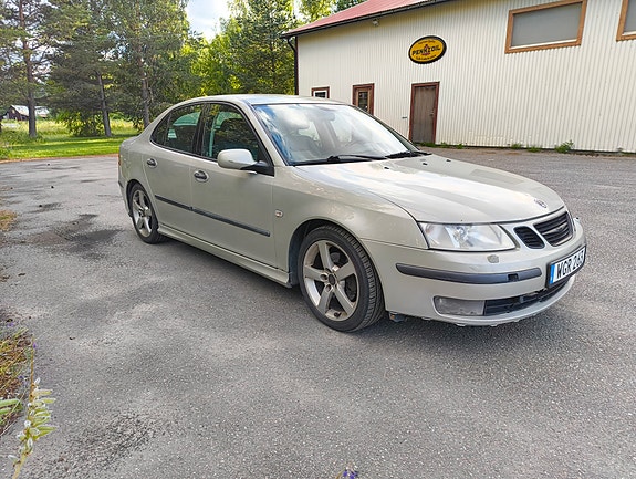 Saab 9-3 3 of 7