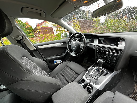 Audi A4 4 of 4