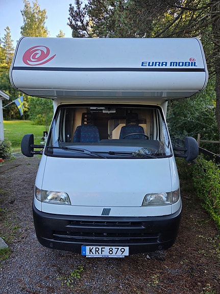 Eura Mobil 515 3 of 16