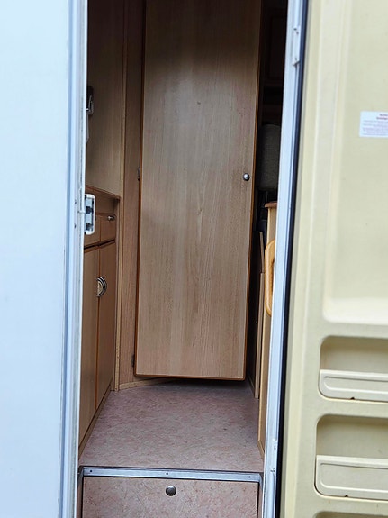 Eura Mobil 515 4 of 16