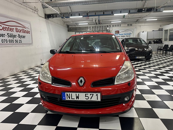 Renault Clio 3 of 5