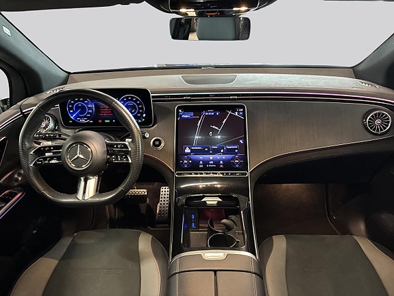 Mercedes-Benz EQE SUV 9 of 30