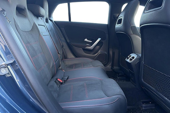 Mercedes-Benz CLA250 e 20 of 23