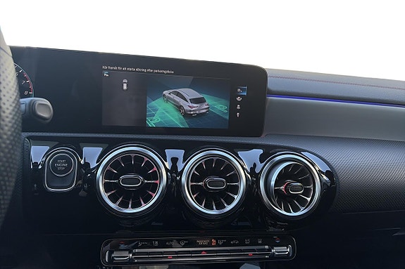 Mercedes-Benz CLA250 e 15 of 23