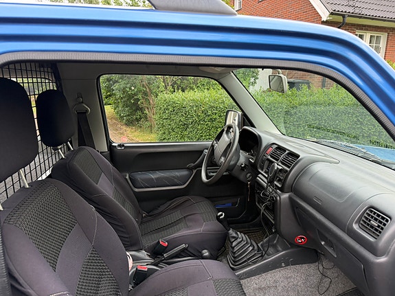 Suzuki Jimny 5 of 7