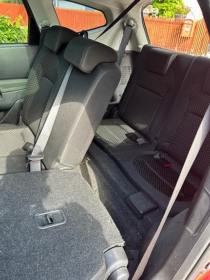 Nissan Qashqai+2 6 of 6
