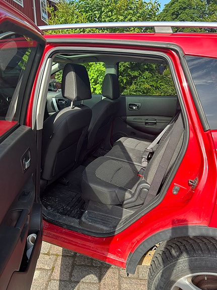 Nissan Qashqai+2 3 of 5