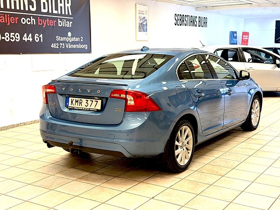 Volvo S60 3 of 5