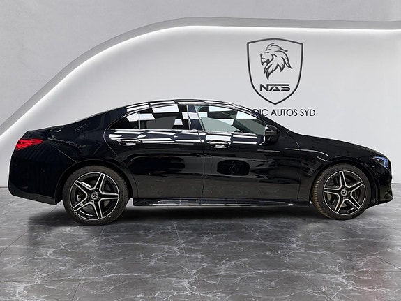 Mercedes-Benz CLA250 6 of 21