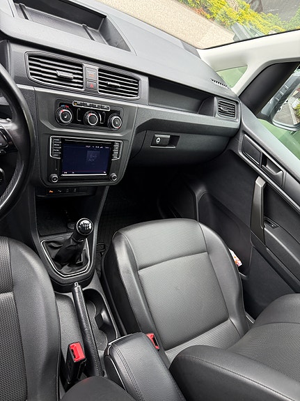 Volkswagen Caddy 7 of 8